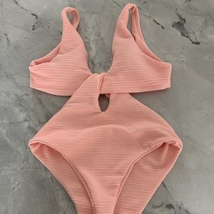 Cupshe One Piece Cut Out Women's Bathing Suit